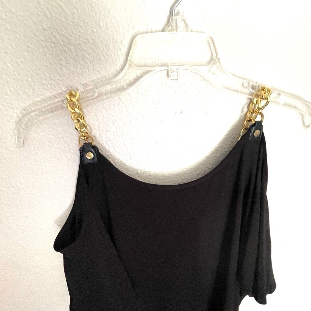SOHO APPAREL gold chain cold shoulder black dress - Picture 5 of 10